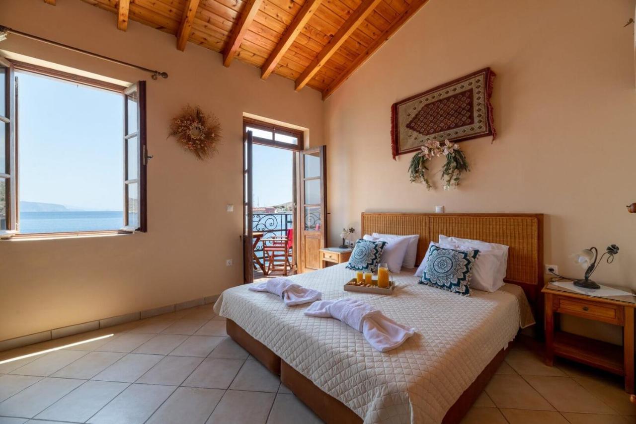 Villa Leleka Chalki Town Buitenkant foto